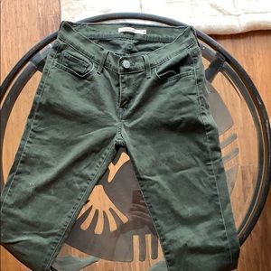 Levi jeans women’s super skinny size 26